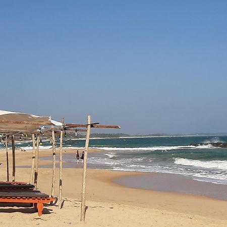 Lobster Beach Otel Tangalle Dış mekan fotoğraf