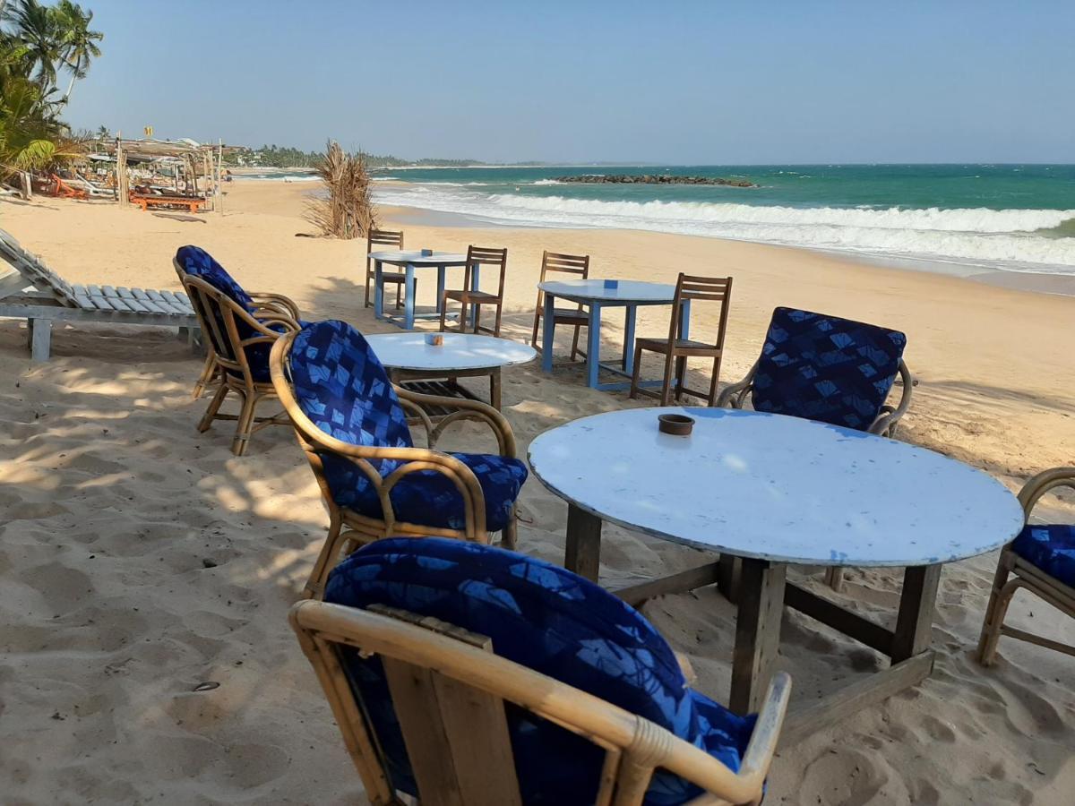 Lobster Beach Otel Tangalle Dış mekan fotoğraf