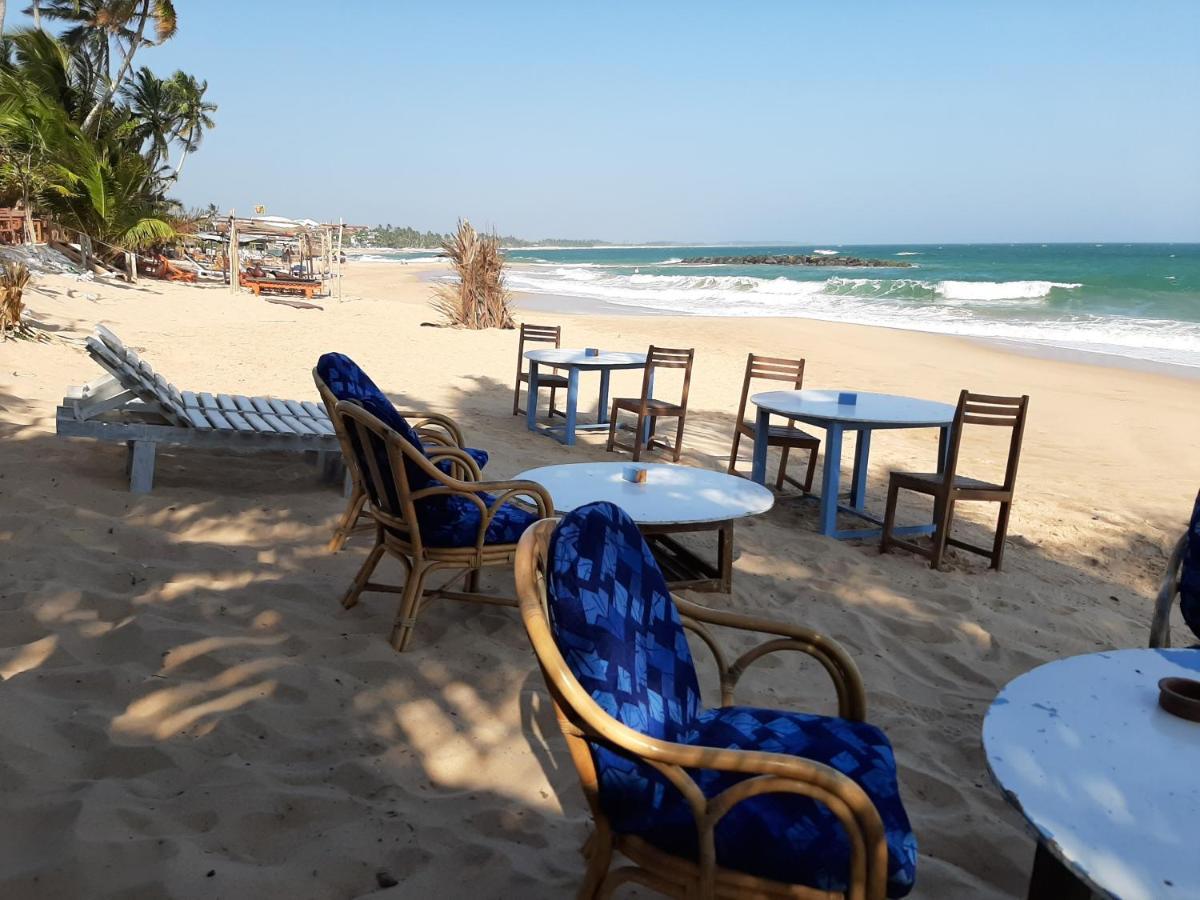 Lobster Beach Otel Tangalle Dış mekan fotoğraf