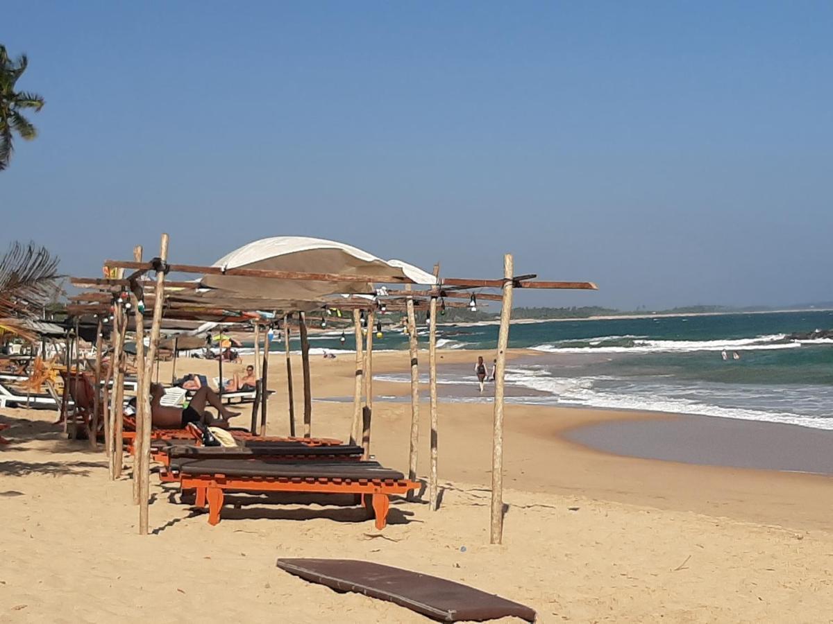 Lobster Beach Otel Tangalle Dış mekan fotoğraf