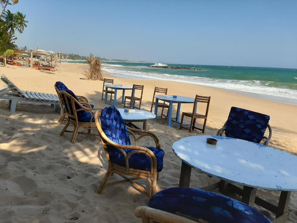 Lobster Beach Otel Tangalle Dış mekan fotoğraf