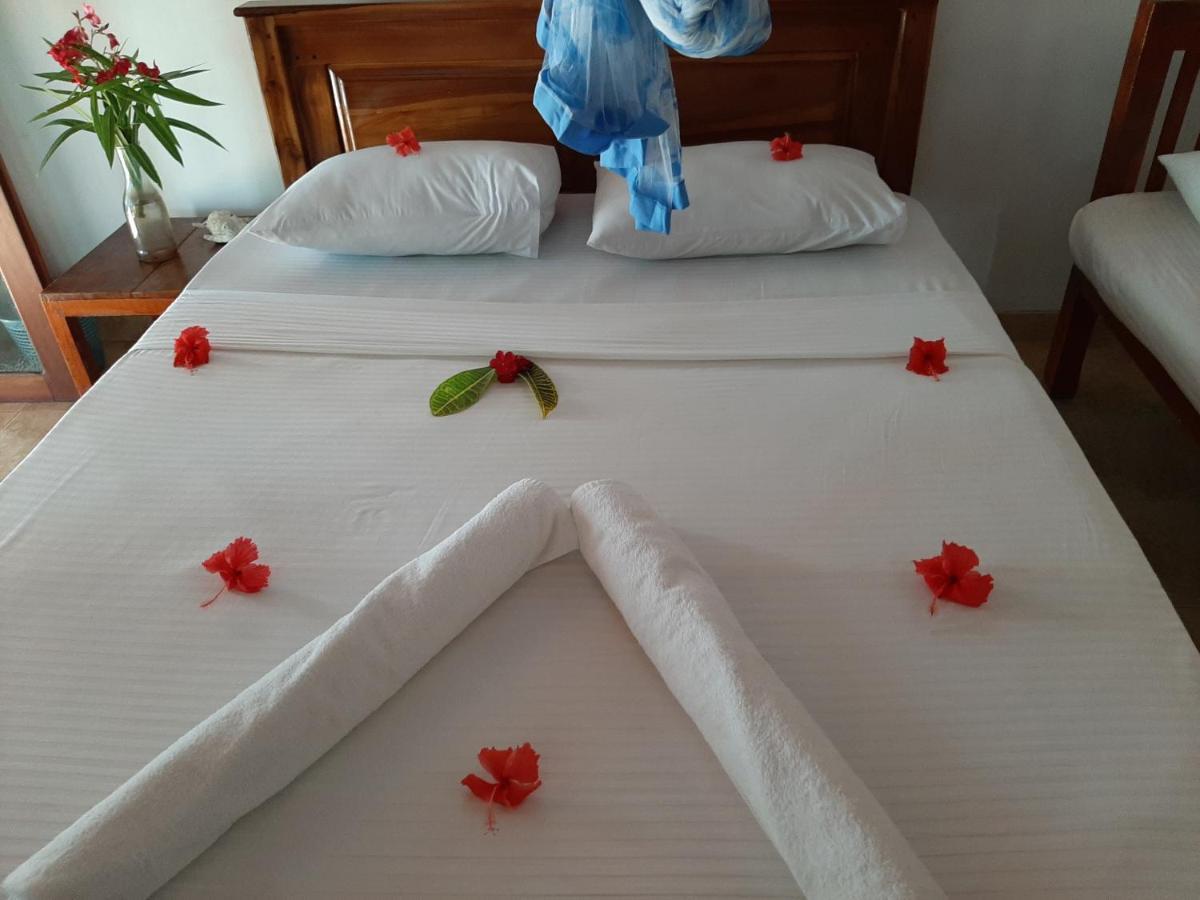 Lobster Beach Otel Tangalle Dış mekan fotoğraf