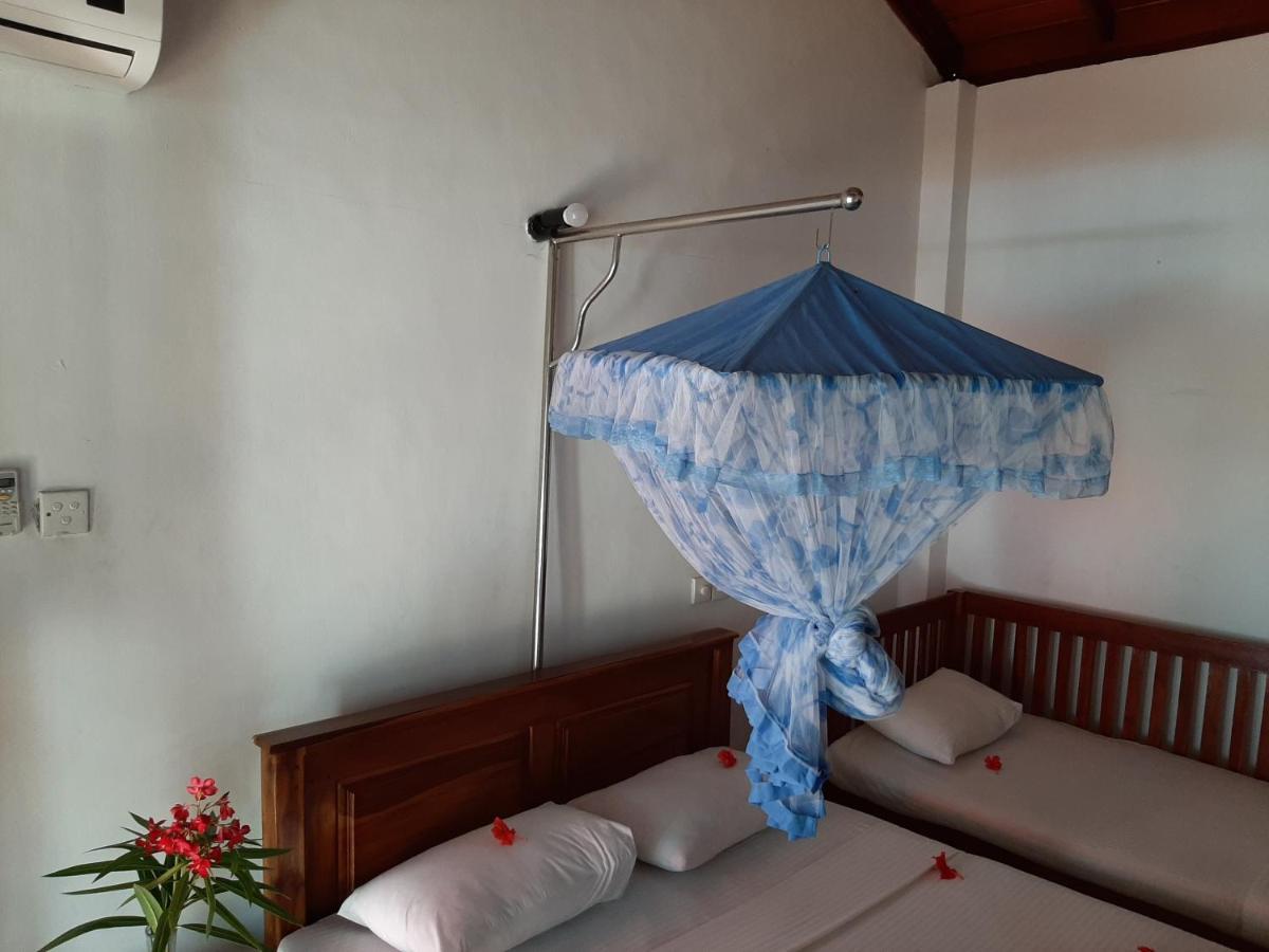 Lobster Beach Otel Tangalle Dış mekan fotoğraf